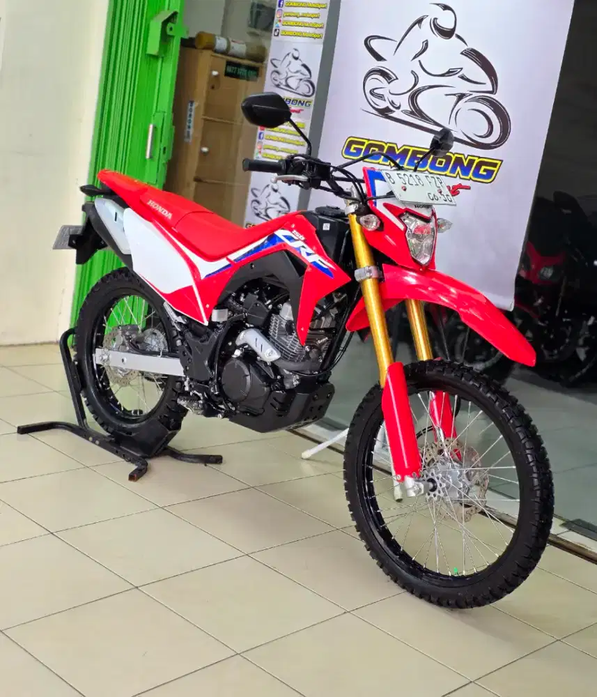 HONDA CRF 2025 KM 400 perak