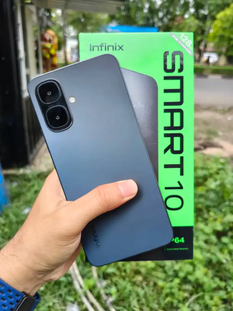 Infinix Smart 10 ram 4/128gb