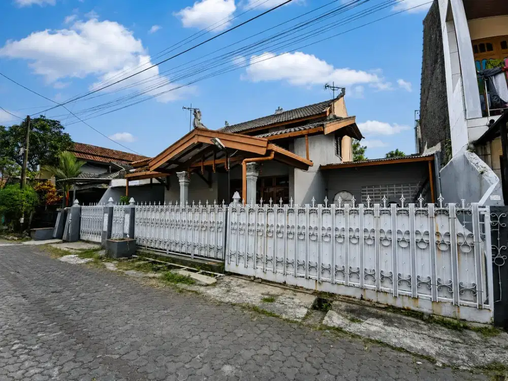 TURUN HARGA DIJUAL RUMAH MURAH  JL MERKURI TATA SURYA MARGAHAYU RAYA METRO BUAHBATU BANDUNG