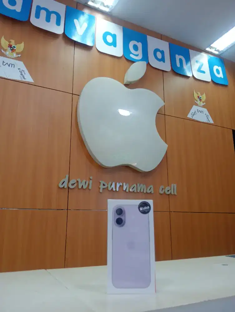 IPHONE 17 256GB LAVENDER GARANSI RESMI 1 TAHUN