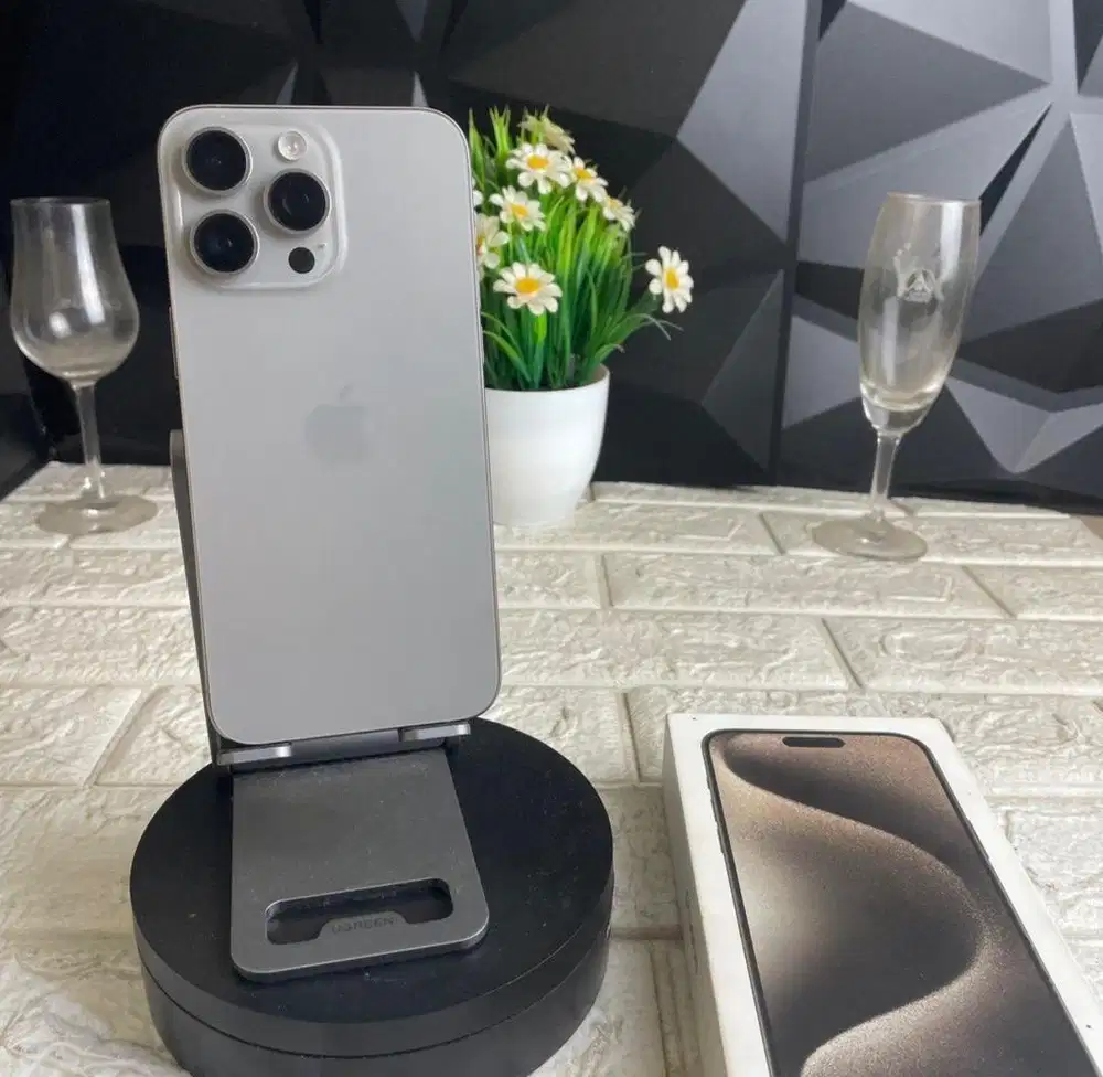 iPhone 15 Pro Max 256GB Garansi Resmi iBox BH 70% Camera Gantian