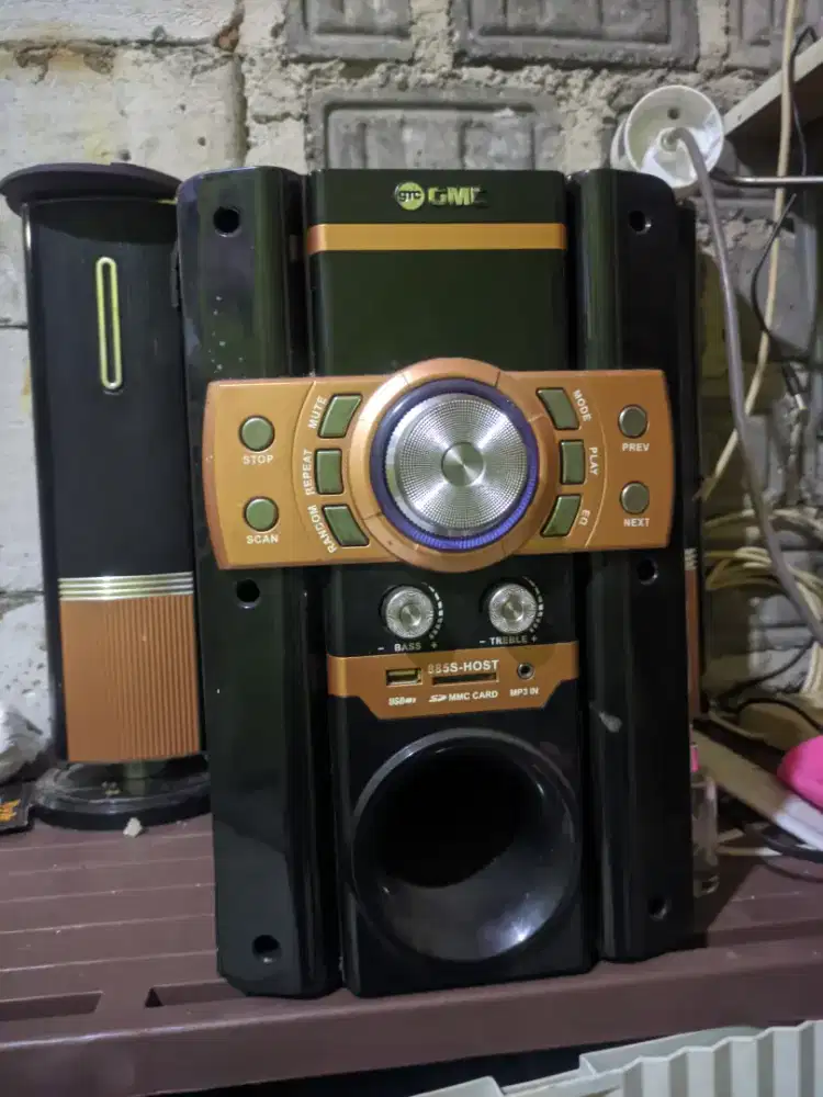 SPEAKER SUBWOOFER GMC 885S