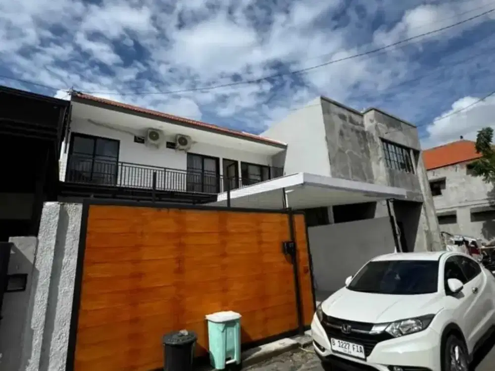 DIJUAL - RUMAH STYLE VILLA DEKAT SANUR