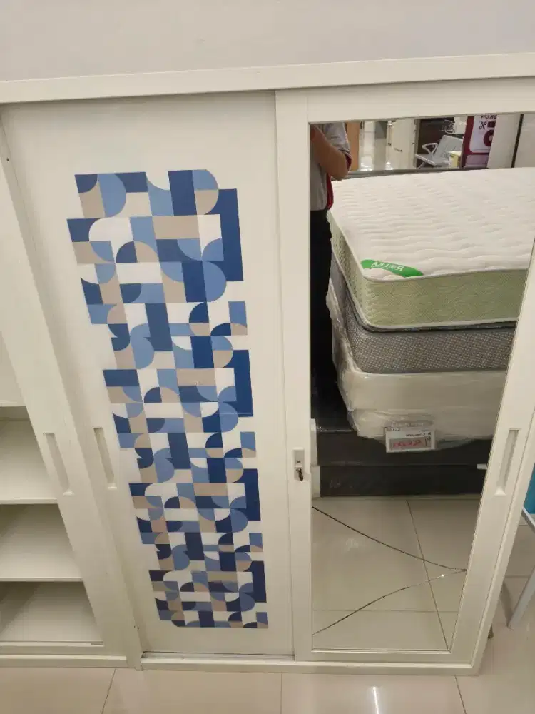 Lemari metal 120cm murah