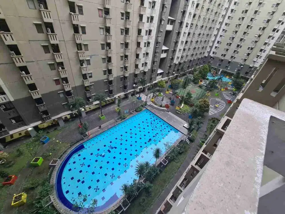 JUAL APARTEMENT GATE AWAY VIEW KOLAM RENANG HARGA 147JT