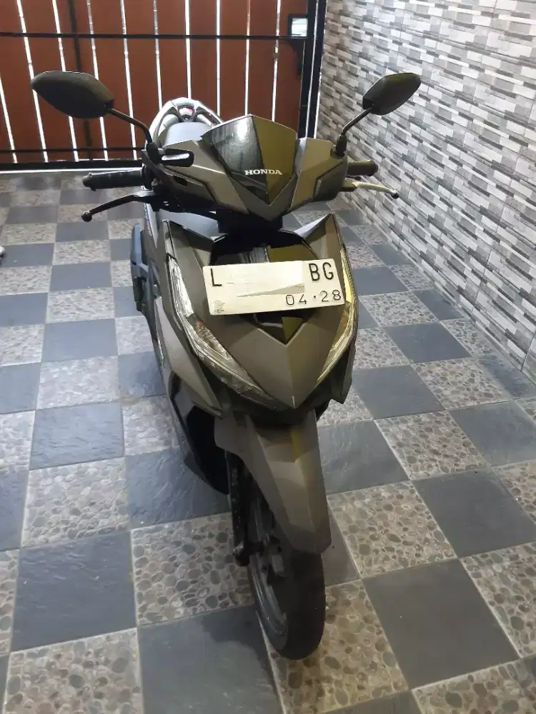 DiJual Honda Vario 150 Plat L AN Penjual sendiri