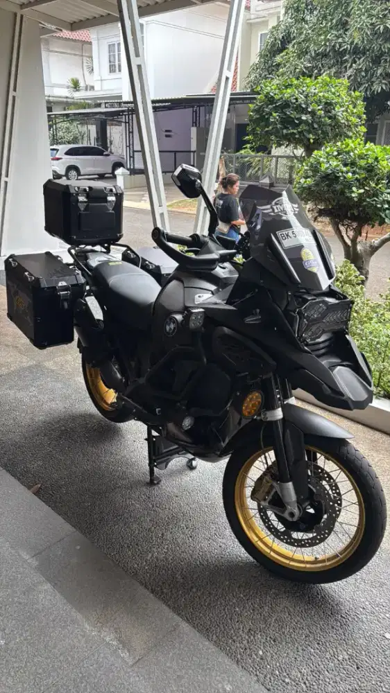 BMW R1250GS Adventure Dijual cepat full paper