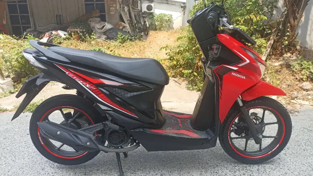 Honda beat new LED tahun 2024.