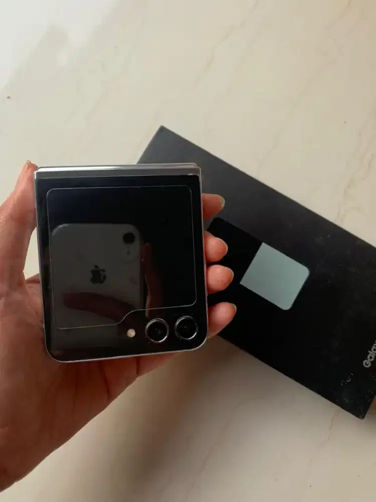 Samsung Galaxy Z flip 5 8/512gb