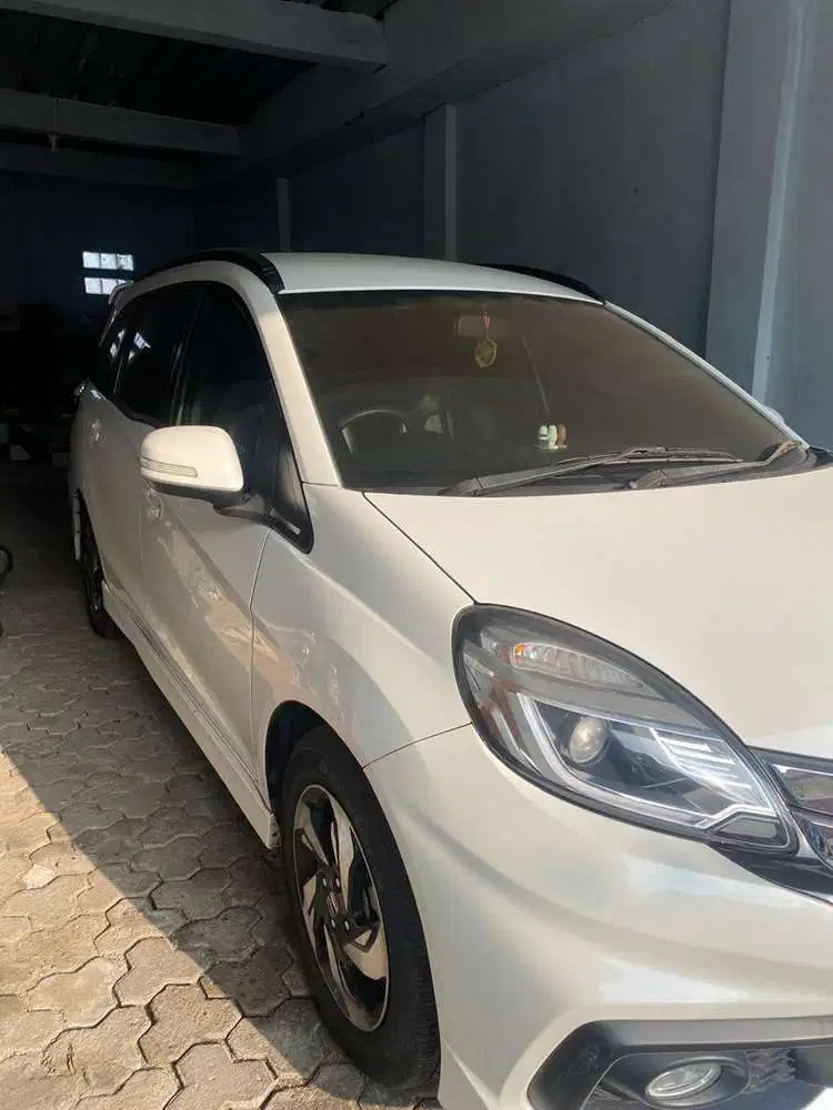 Honda Mobilio 2015 Bensin
