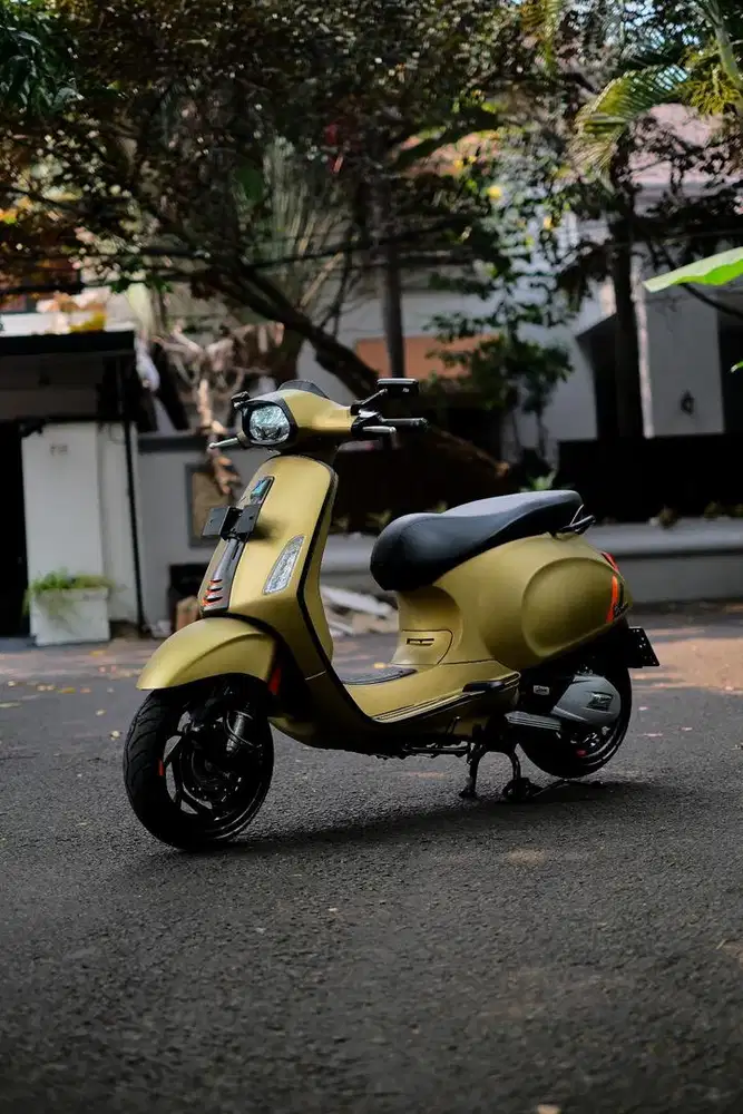 VESPA SPRINT LIMITED oficina 8