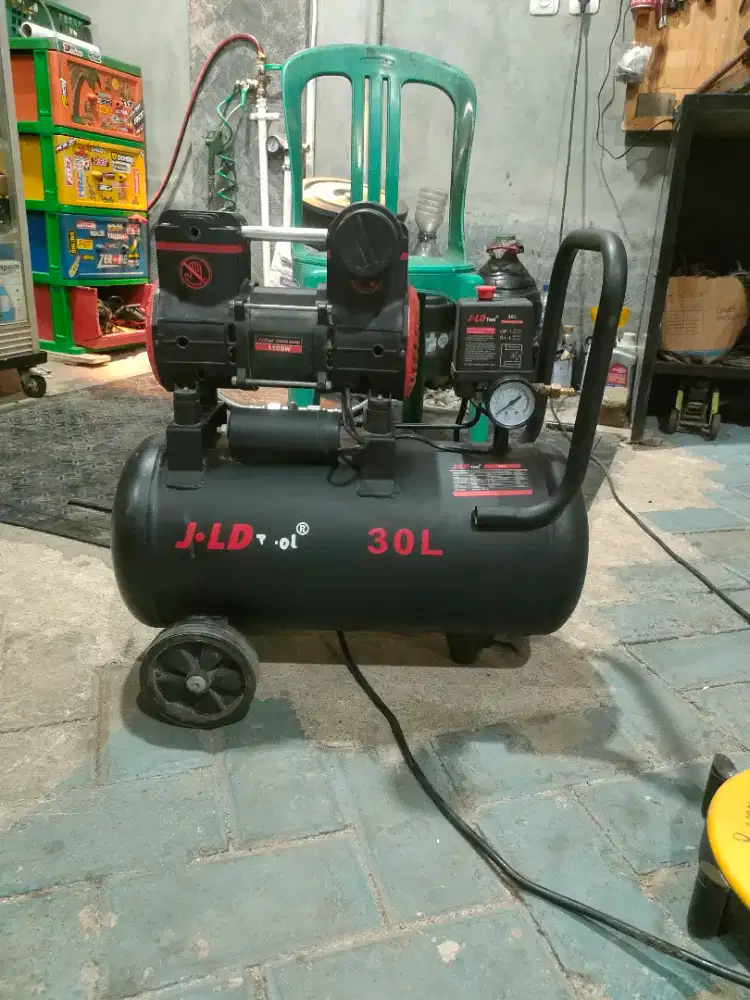 Kompresor 30L  JLD