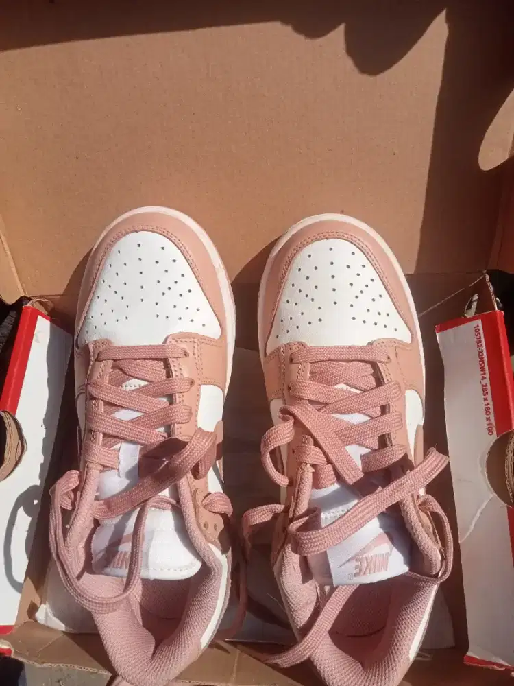 NIKE LOW DUNK ROSE WHISPER