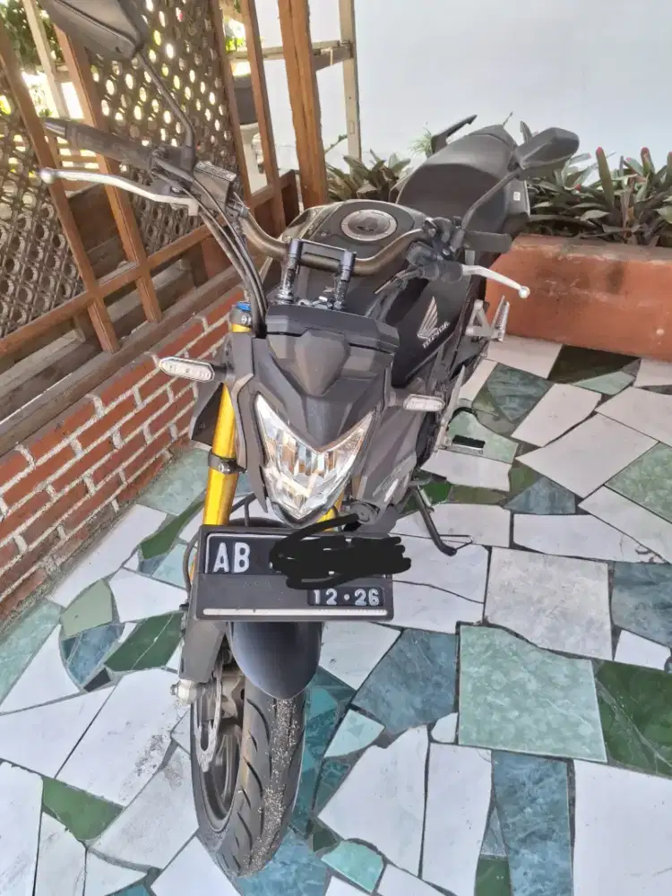 CB 150r Street Fire SE Hitam