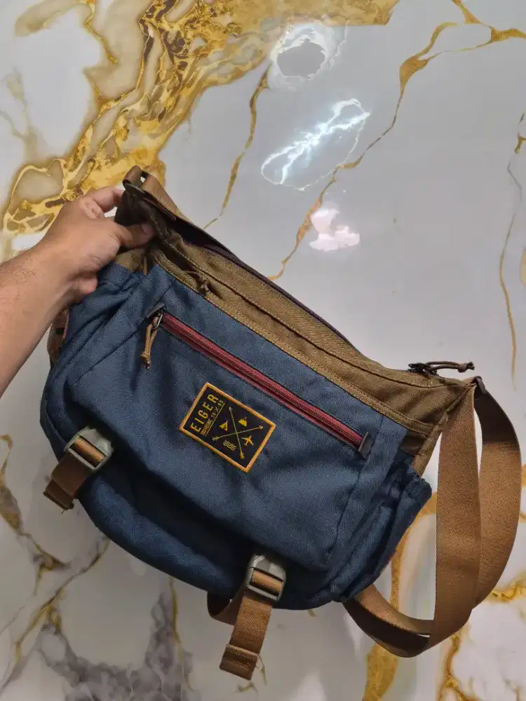 Tas eiger traverse 15.1 like new masih bagus banget