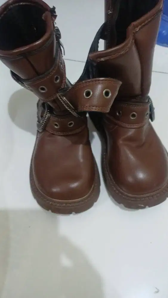 Sepatu Boots biker for kid