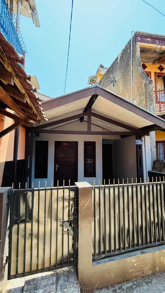 Di jual rumah SHM Lembang