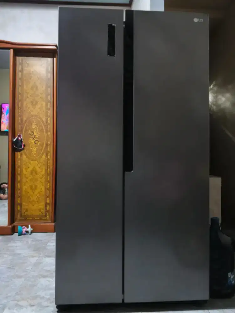 Kulkas side by side LG Normal