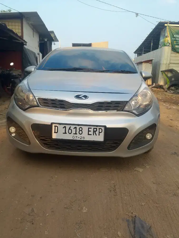 KIA RIO SE AT 2013