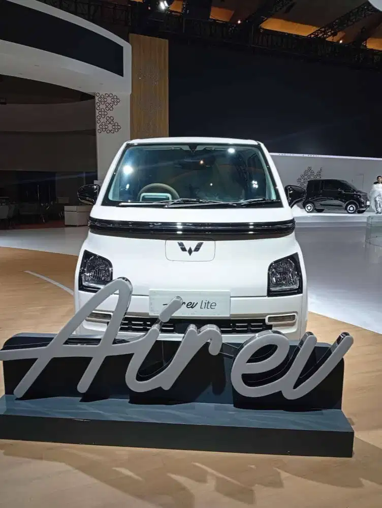 WULING AIR EV 2025 SEPTEMBER MERIAH