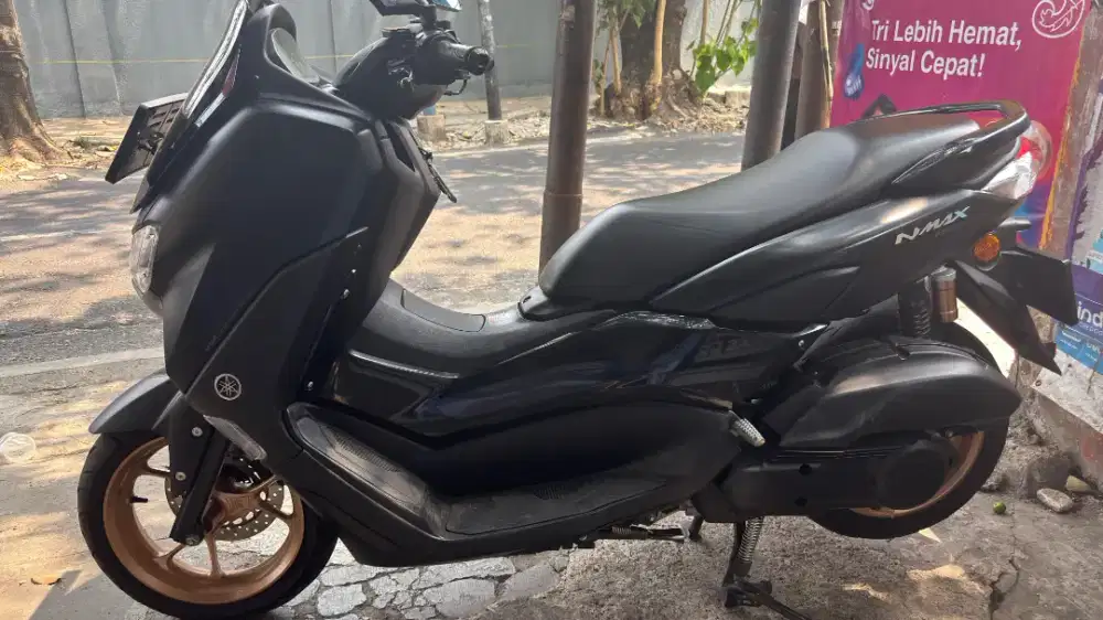 Nmax ori mulus tangan pertama