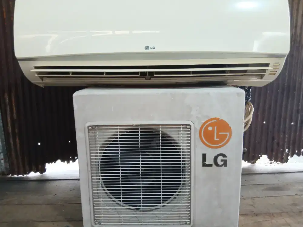 DIJUAL AC BEKAS 1/2 PK GRATIS PASANG