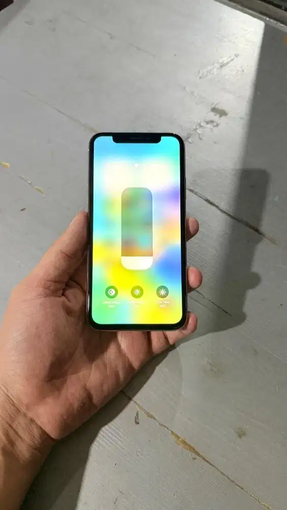 Iphone X silver 256GB Terdaftar Hp charger