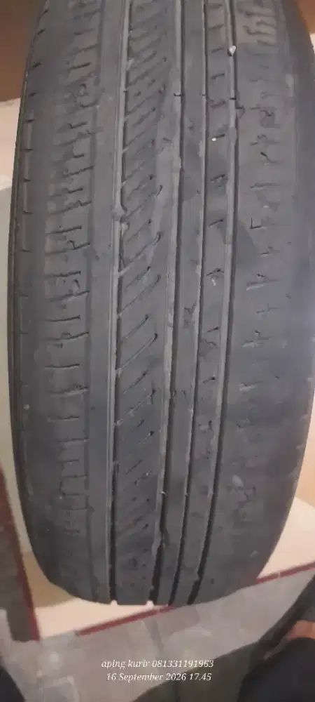 Jual ban bekas. Layak pakai
