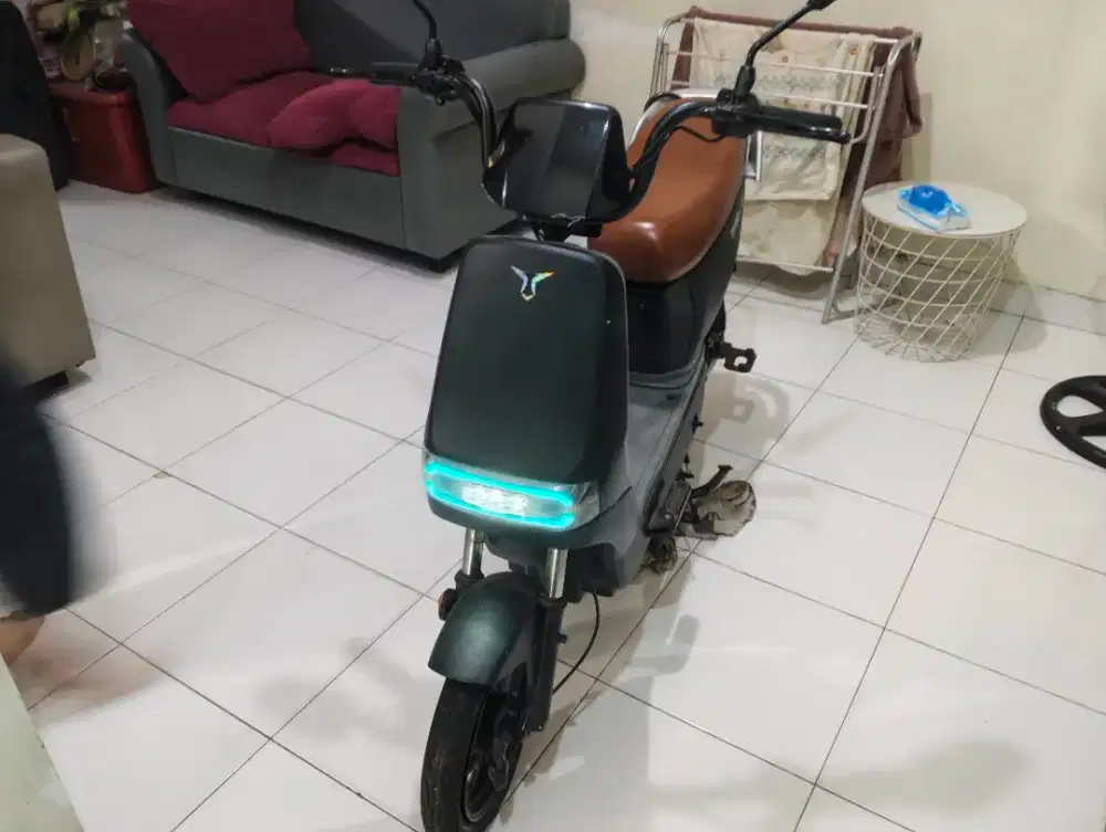 Uwinfly D8S Jual BU