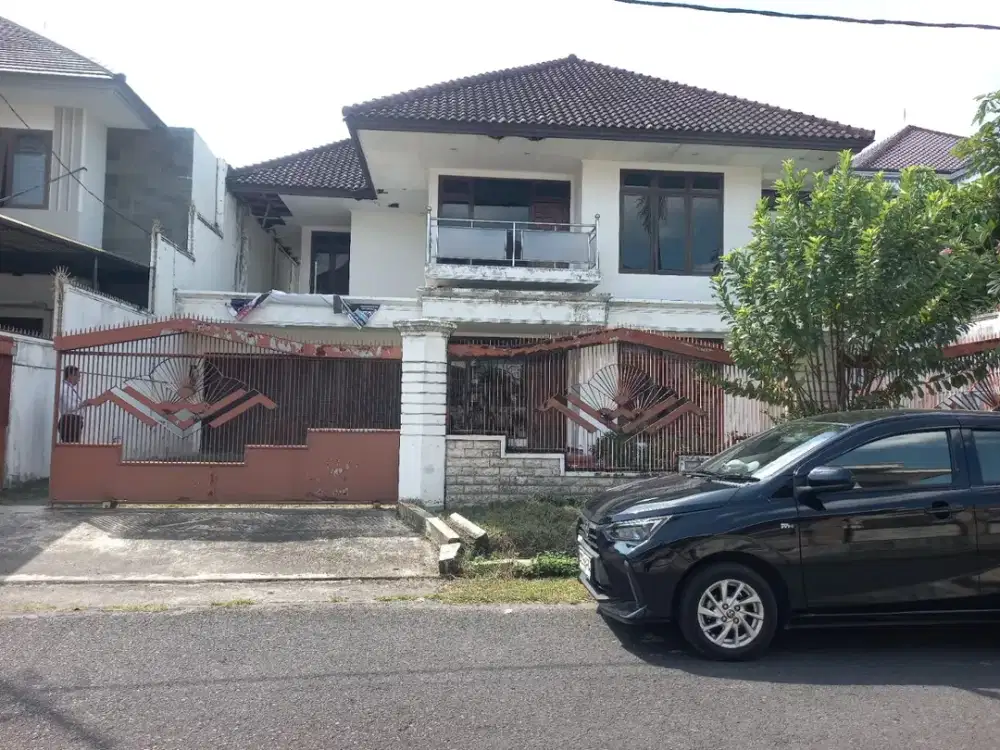 Dijual Rumah 2 Lantai di Cakranegara - Mataram