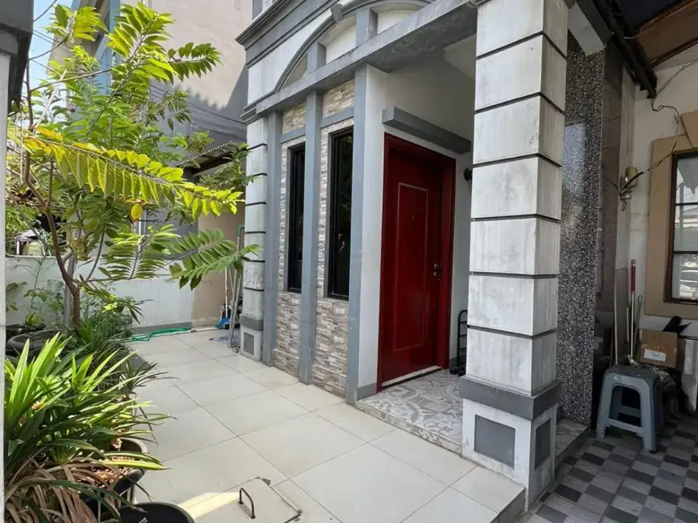 Rumah Keren 2 Lantai Lokasi Mutiara Taman Palem Cengkareng JakBar