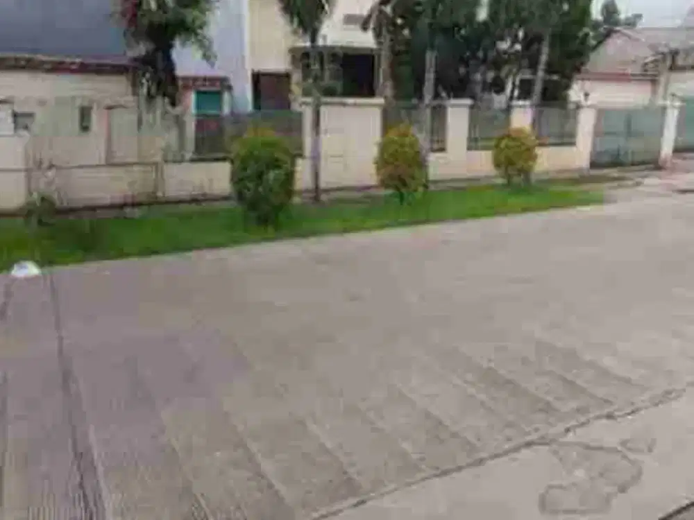 Dijual Rumah dan 2 Kav ada di Kav DKI Meruya Selatan dekat Tol Joglo