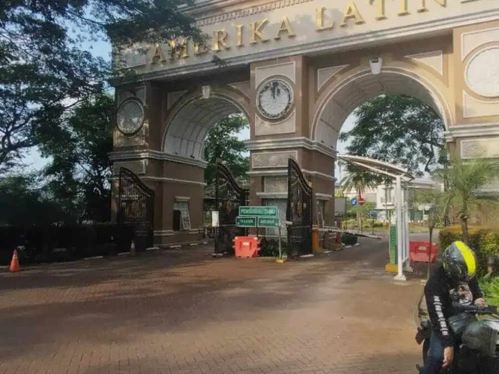 Jual Rumah Mewah Green Lake City Cluster Amerika Latin Cipondoh