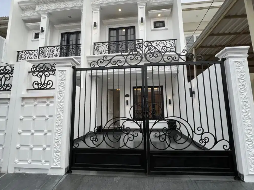 Jual Rumah Brand New American Classic di Komplek Duta Garden Tangerang