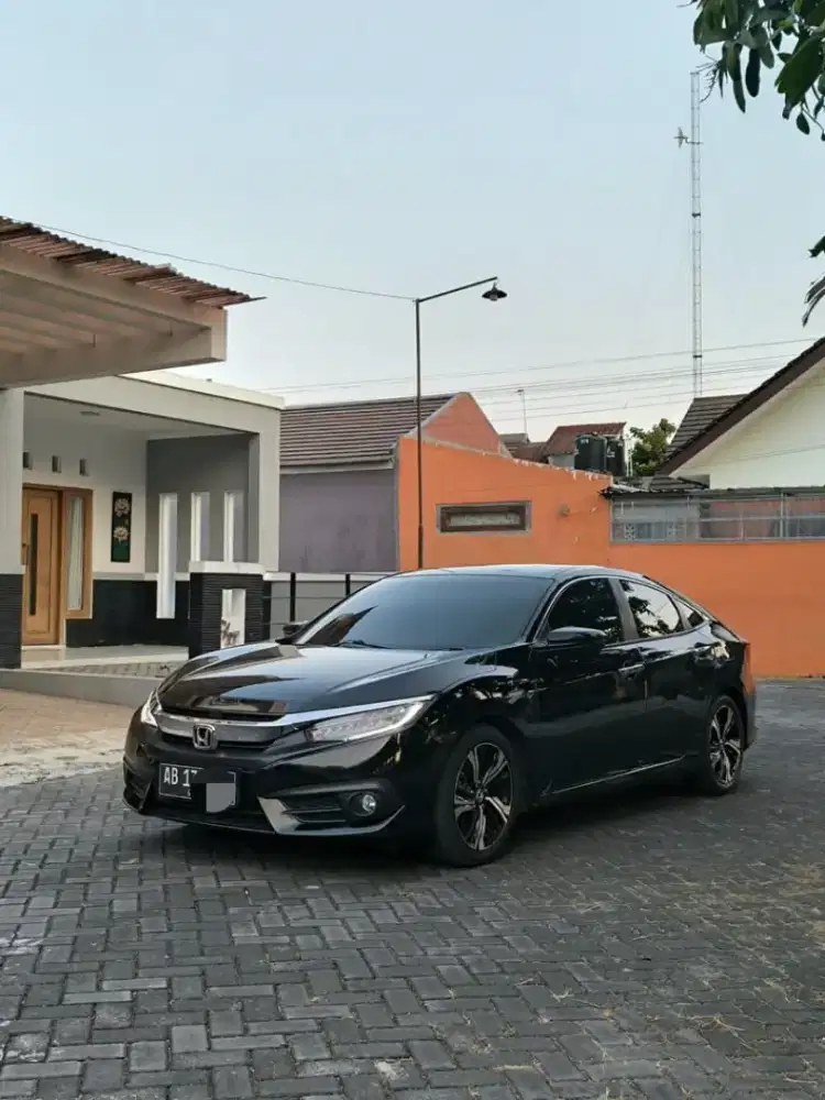 Dijual Civic turbo 2016 Matic