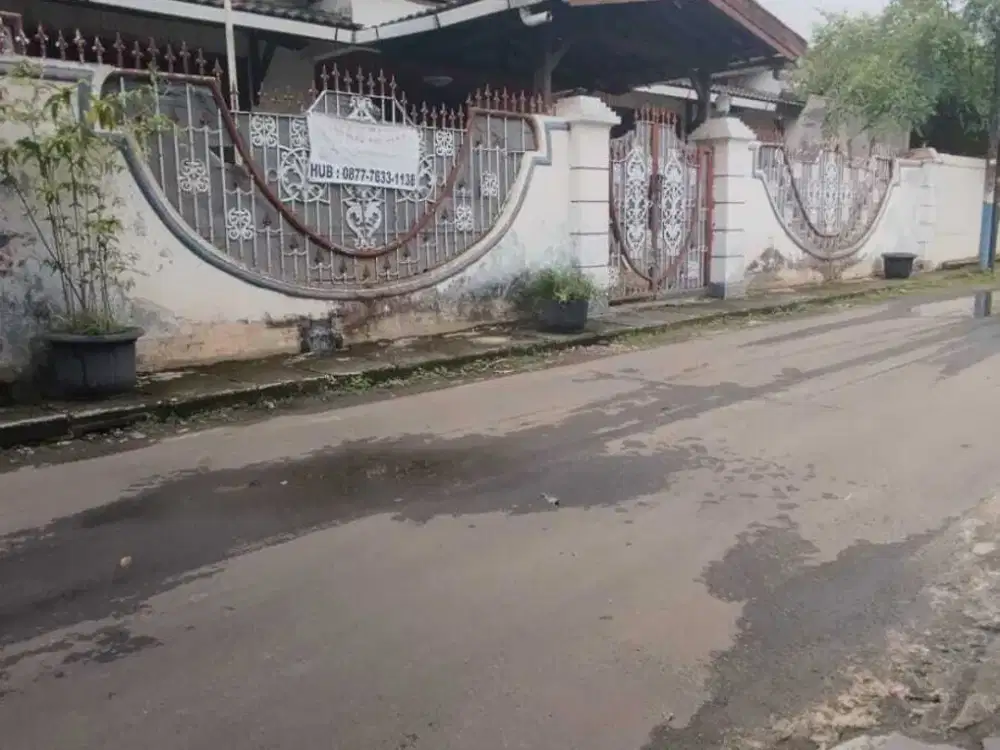 Jual Rumah Tua Hitung Tanah Sebelah Perumahan Arcadia Daan Mogot