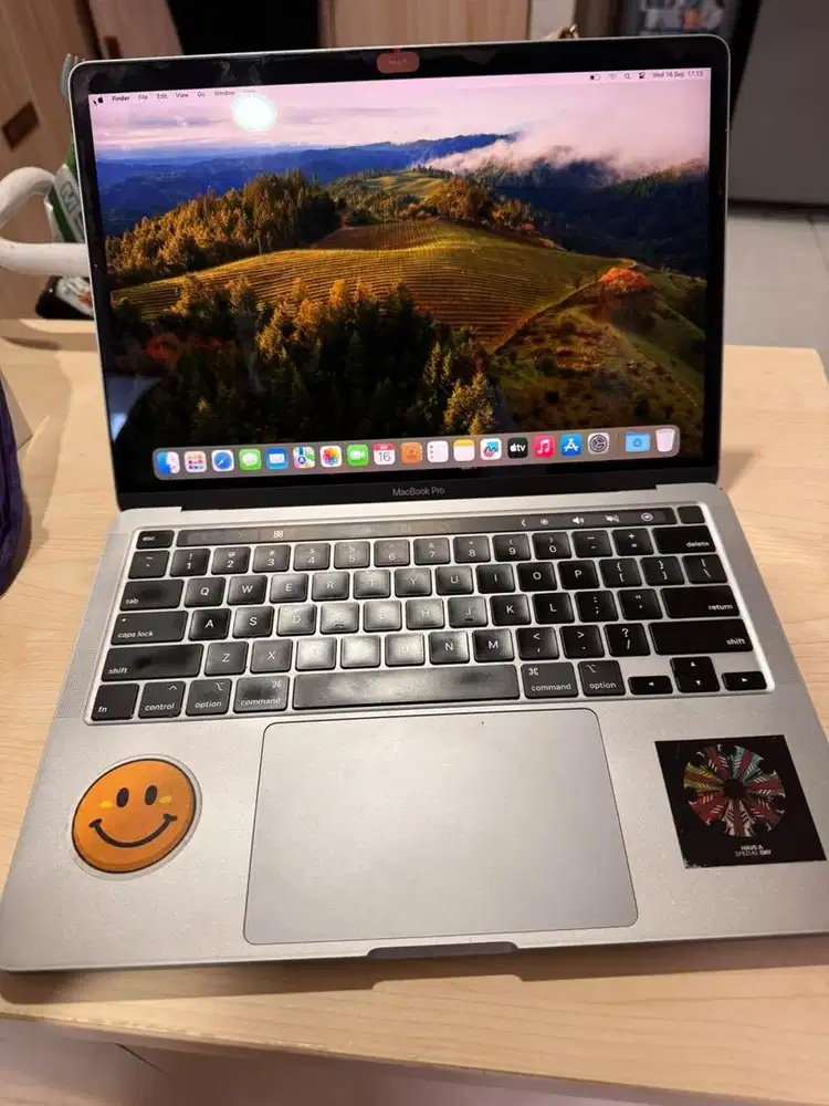 MacBook Pro 13,3 2020