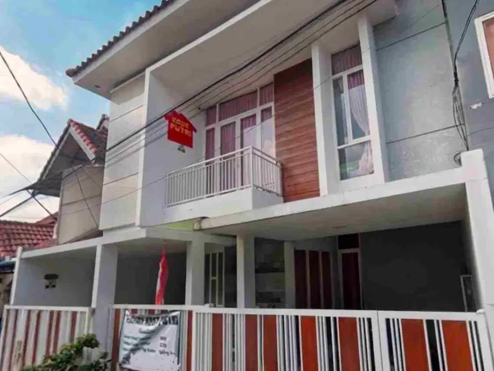 Kost Putri Aktif di SiguraGura hanya 5 menit dari Kampus UB. Fully Furnish