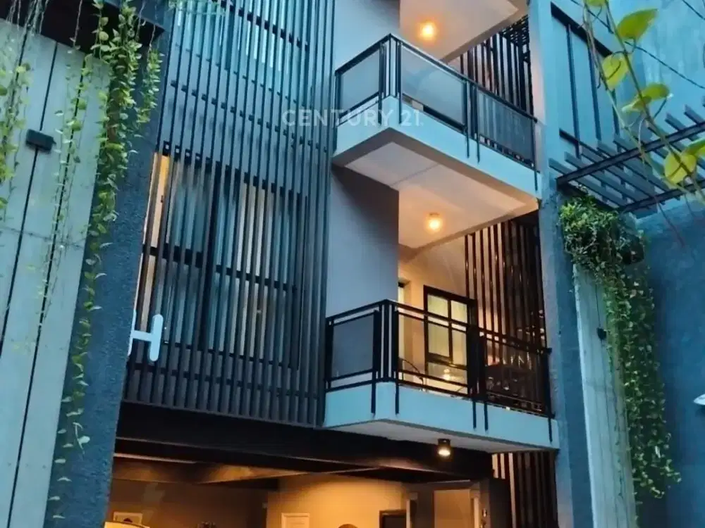 Dijual Rumah Aparthouse Type Studio 4 Lantai Semi Furnished
