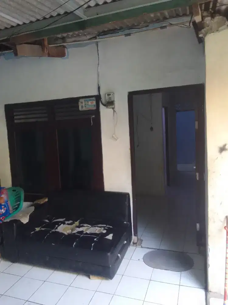Kontrakan rumah petakan