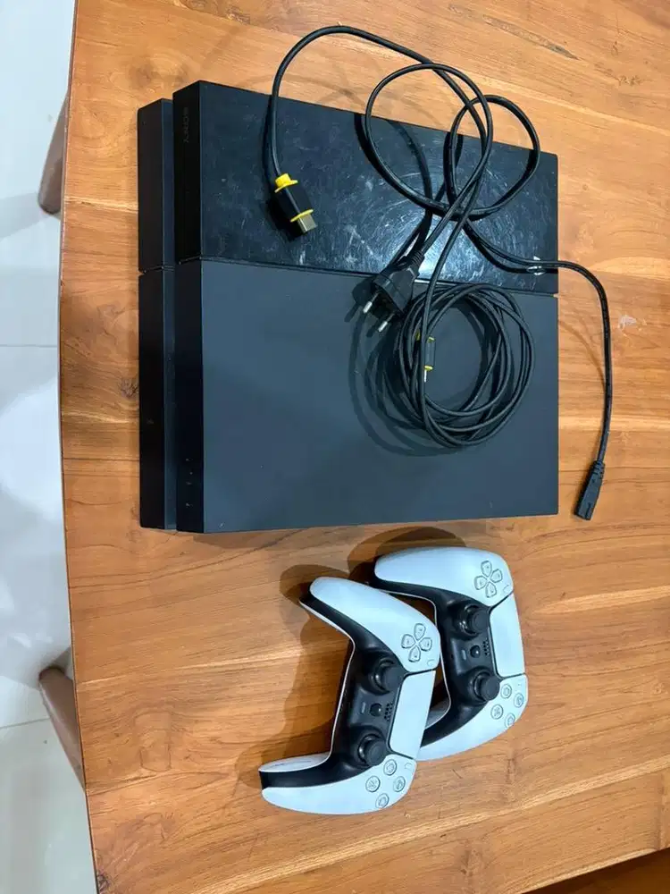Ps 4 fat 500gb hitam