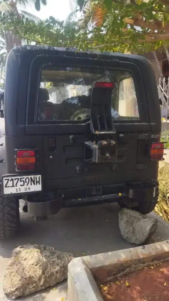Cherokee XJ thn 94 dan jeep XJ7 thn 84