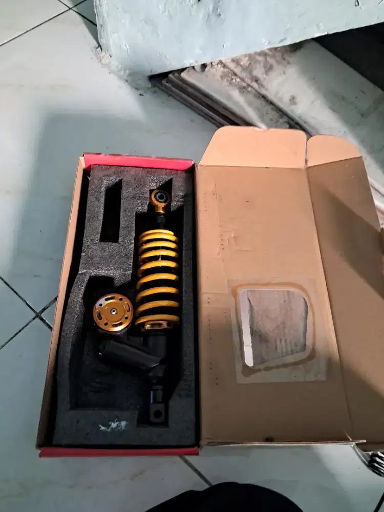 Shockbreaker suspensi KTC Kytaco Luna X2