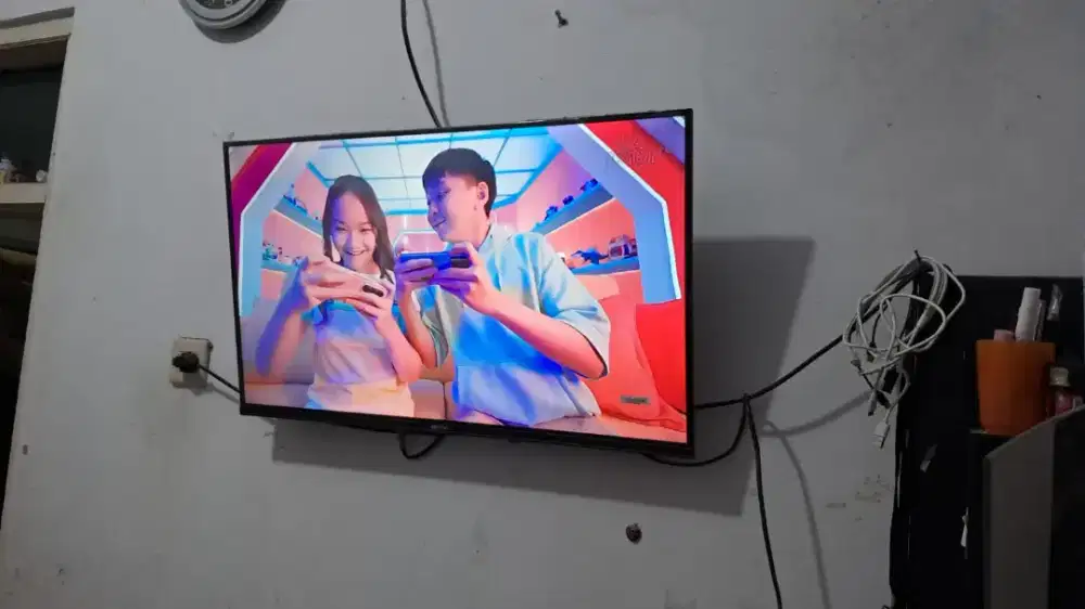 Jual BU tv lcd 32'