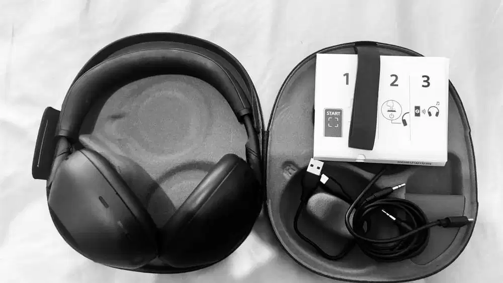 SONY WH-1000XM6 black
