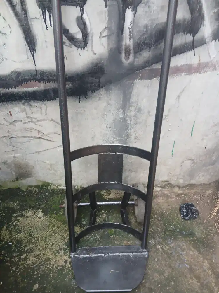 Di jual Trolly Galon