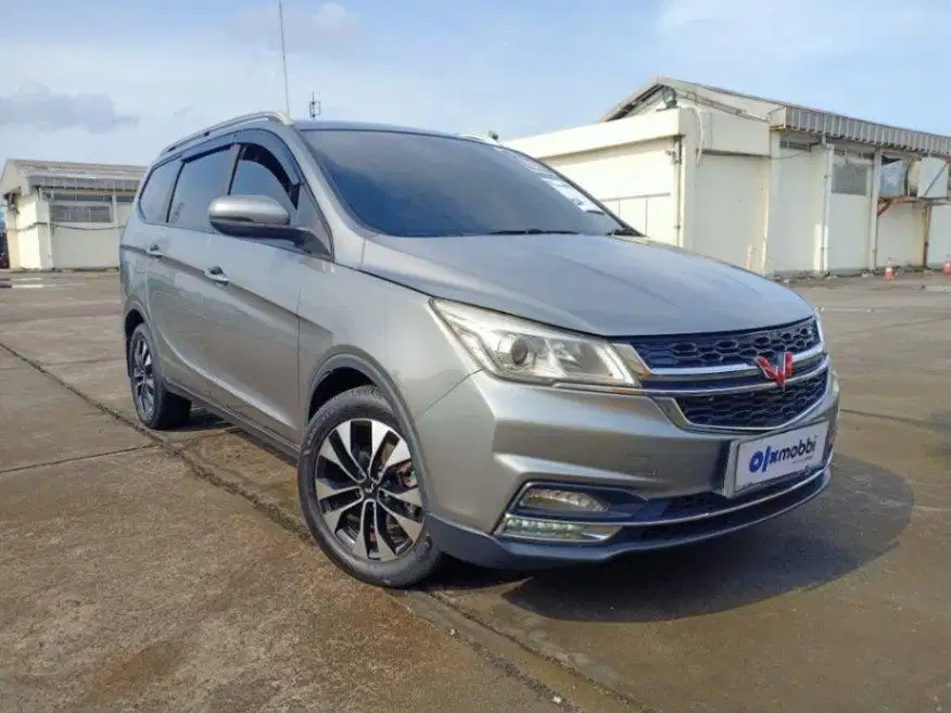 TDP 5, JT Wuling Cortez 1.5 CT Bensin-MT Silver 2019