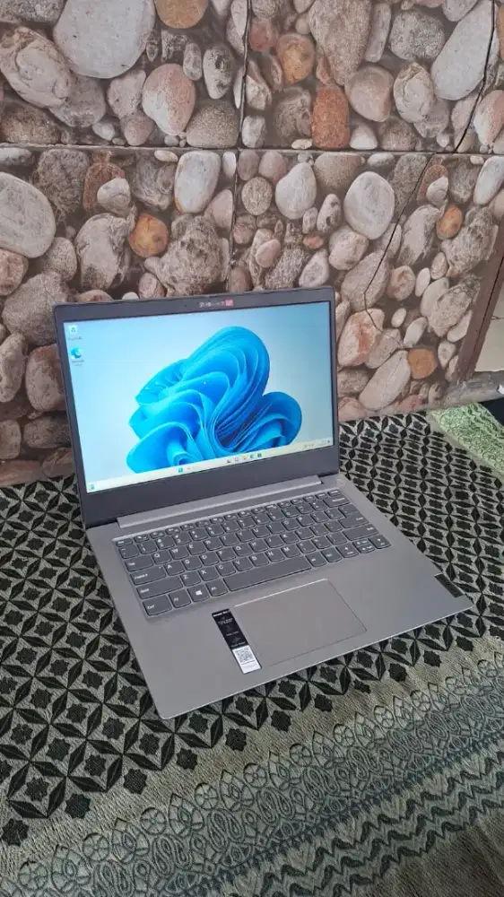 Laptop Lenovo Ideapad Slim 3