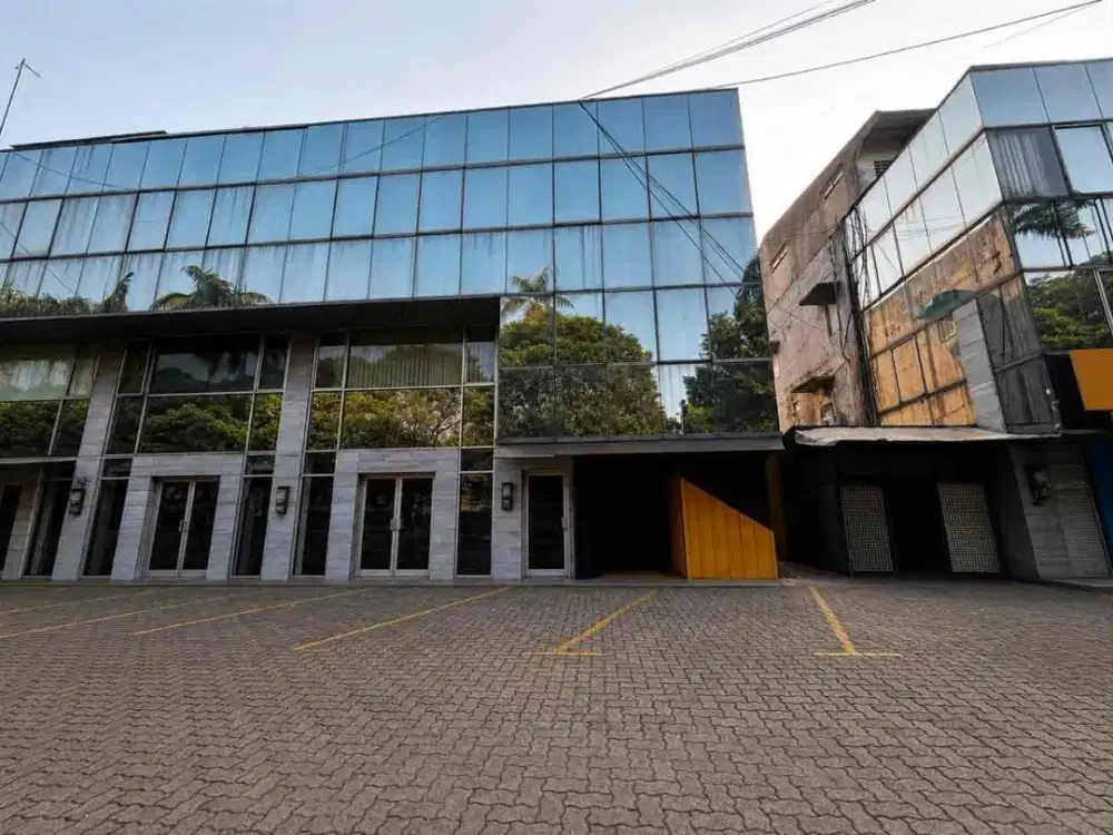 Dijual murah Ruko 3 lantai di bona indah, lebak bulus