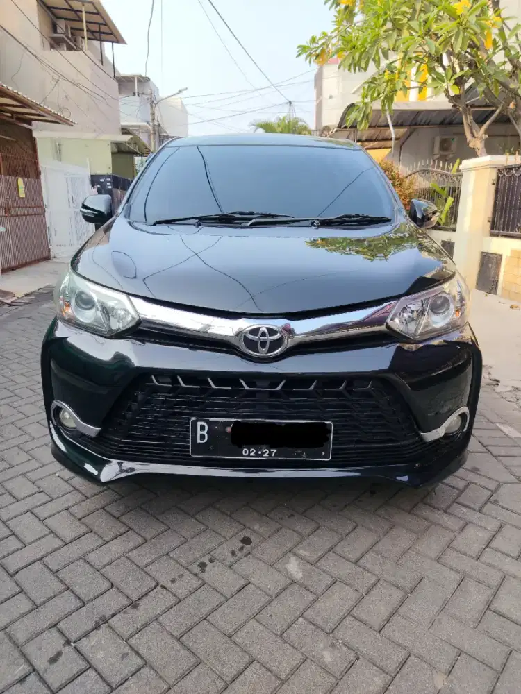 Toyota Avanza Veloz 1.5 Matic